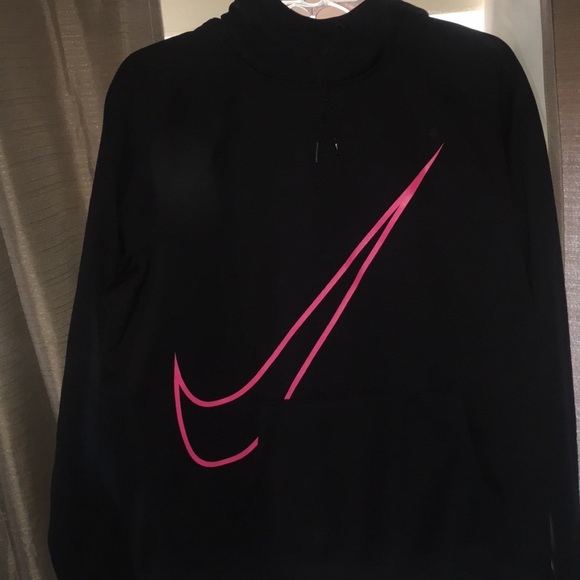Nike Sweaters - Nike Fleece Therma-Fit Hoodie